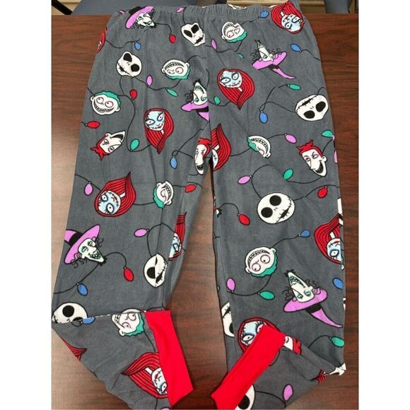 Disney The Nightmare Before Christmas Pajama Set Size Large - Picture 5 of 6